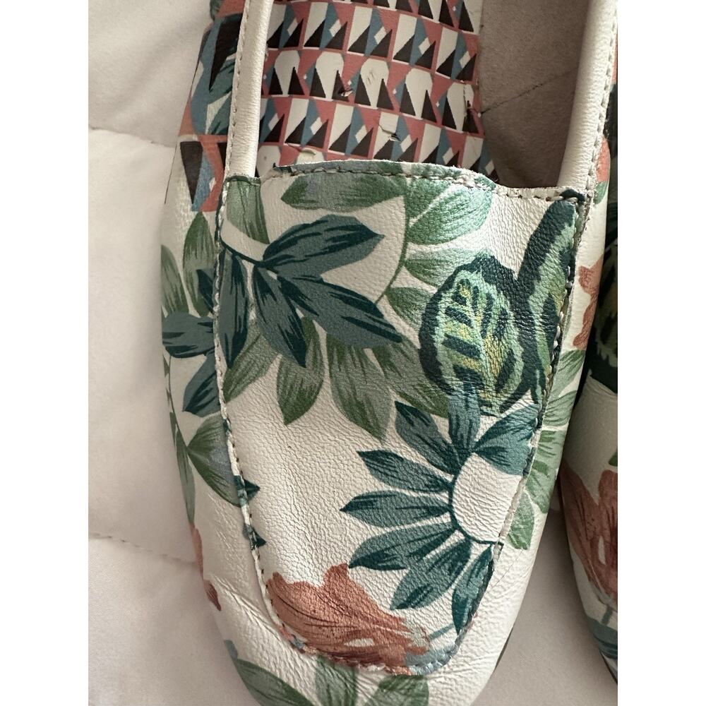 Donald J. Pliner DeeDee Tropical Floral print loafers Size 7N Narrow - Picture 3 of 8